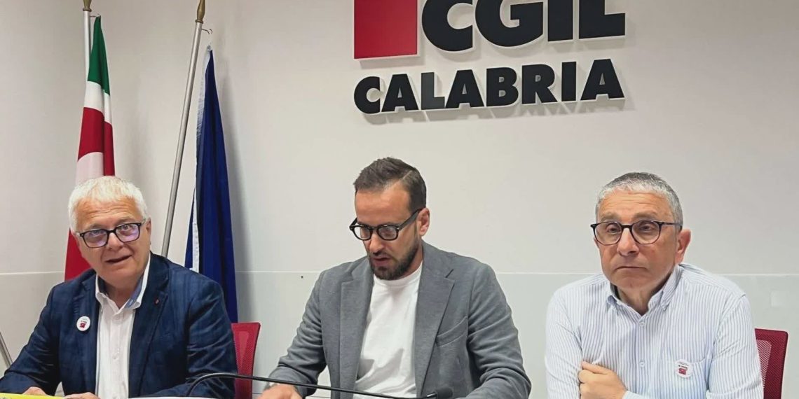Caro benzina, ticket e caro vita: la Cgil Calabria attacca il governo