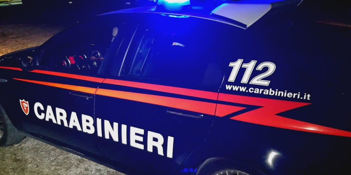 Trovata in casa con ricette mediche e timbro del Centro di salute mentale: denunciata 22enne