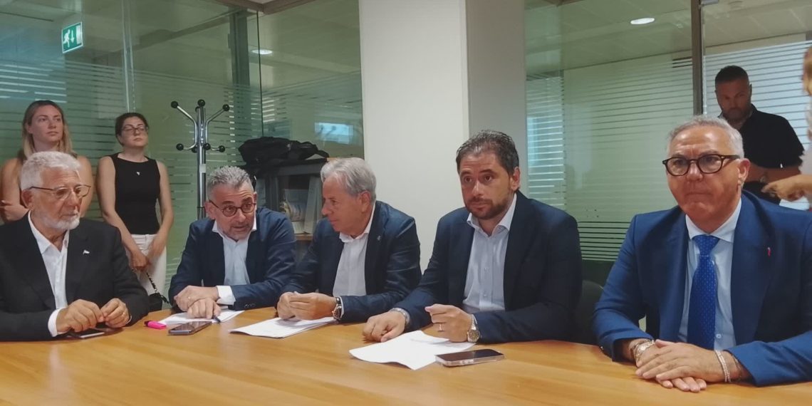 “Mare dentro”, al via il viaggio della legalità e sostenibilità lungo la Calabria