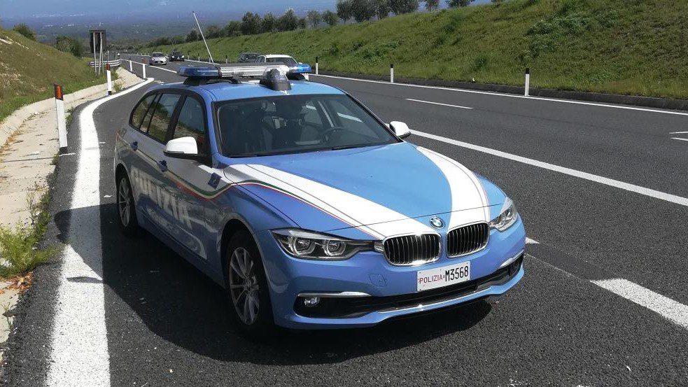 Controlli e arresti in Calabria: due ricercati fermati dalla Polizia
