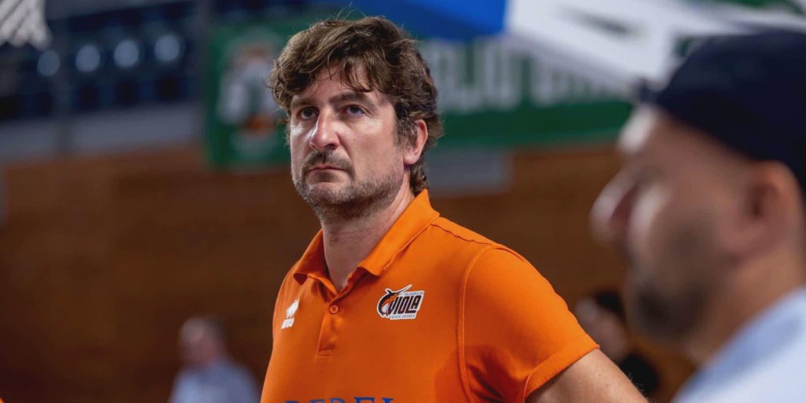 La Viola Basket inciampa all’esordio casalingo contro Fiorenzuola