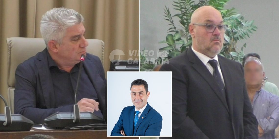Crotone: due consiglieri di maggioranza passano con Vannacci. Voce: «Scelta che impone riflessione»