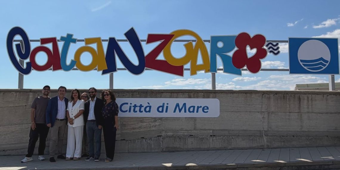 Porto di Catanzaro, svelata la nuova installazione “Catanzaro Città di Mare”