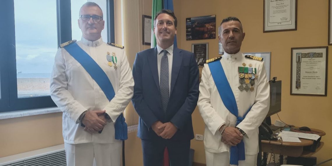 Crotone: Piacenza (Autorità Portuale) accoglie il nuovo comandante Mazza