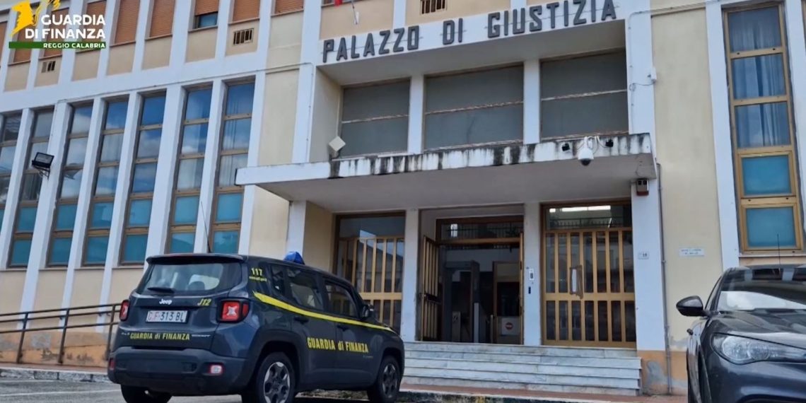 Falsi certificati medici, indagini chiuse per 144 a Locri
