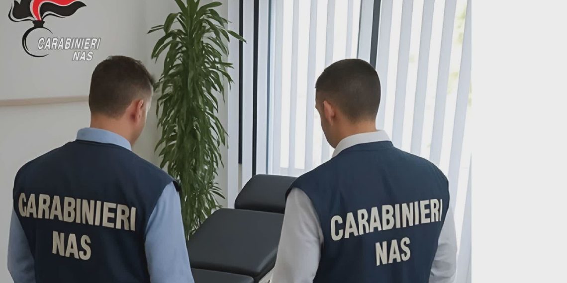 Reggio, false ricette per rimborsi illeciti: blitz Nas, 6 misure cautelari