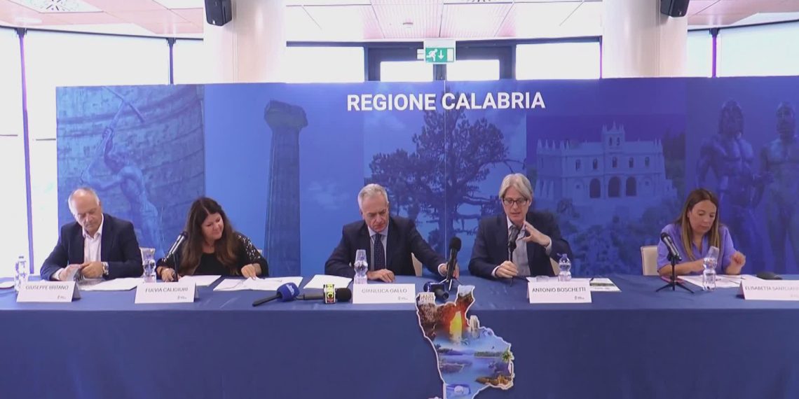 Olivicoltura, in Calabria approda “Academy Olivo in Campo”