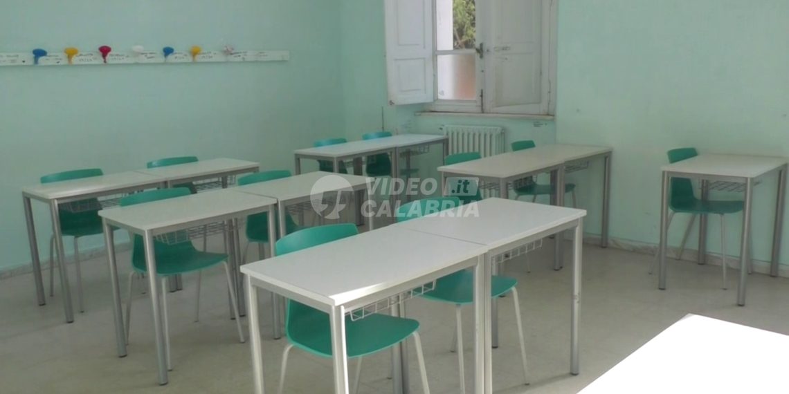 Catanzaro, scuole chiuse alle 13 per il caldo dal 14 al 19 settembre