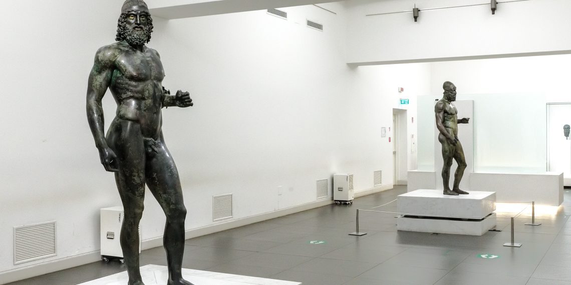 Bronzi di Riace, la Calabria punta sul mito per rilanciare turismo e cultura