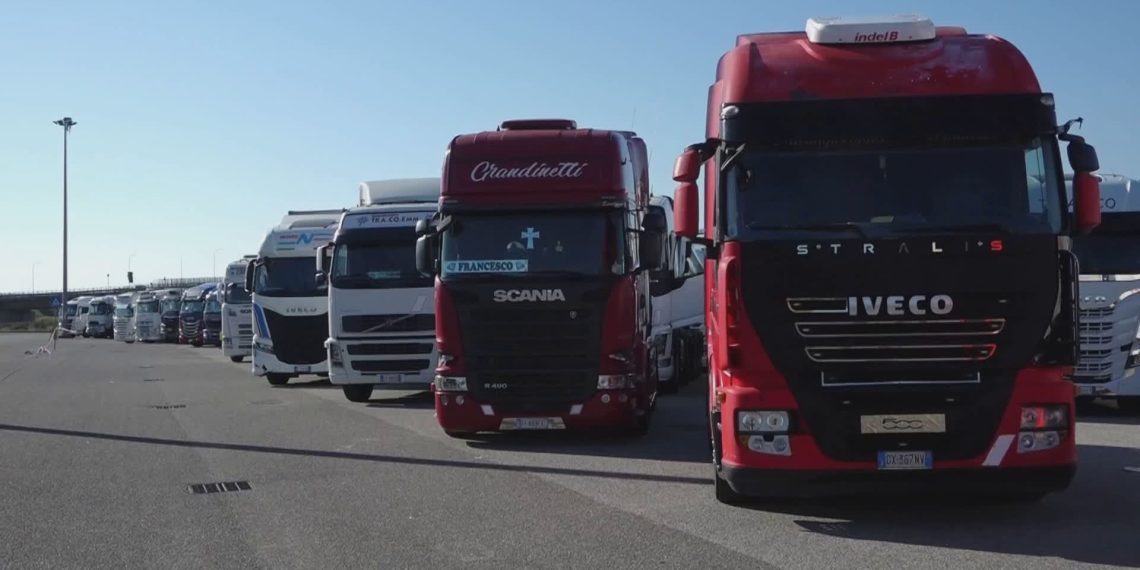 Autotrasportatori: confermato il fermo in Calabria dal 16 al 20 ottobre