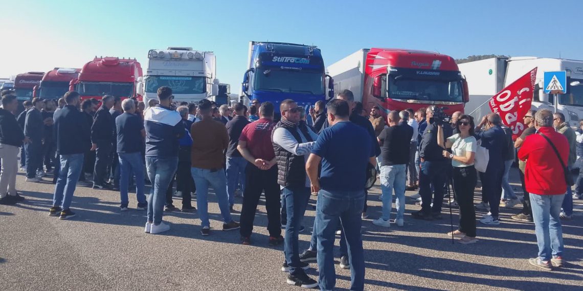 Mobilitazione autotrasportatori, delegazione incontra l’assessore Montuoro