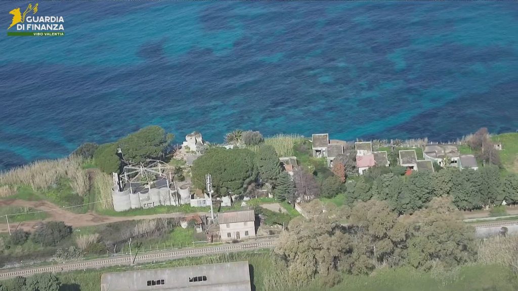 Vibo Valentia, maxi sequestro GDF: 8,5 milioni su fondi pubblici