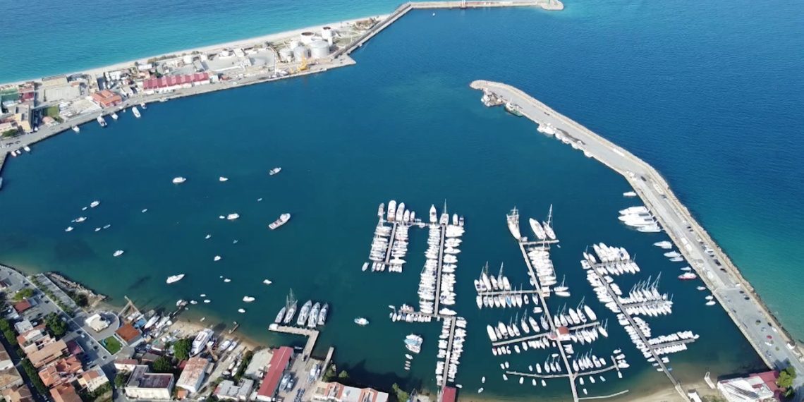 Porto di Vibo, via libera alla demolizione dell’ex Civam