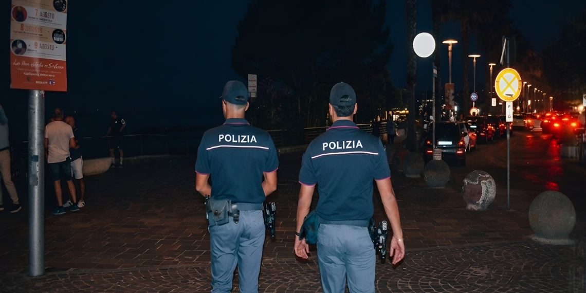 Crotone, tensioni e aggressioni: sospesa la licenza di un locale