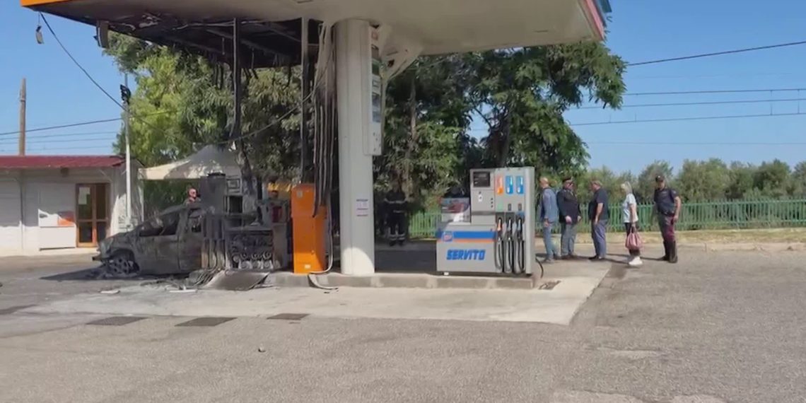 Strage Amendolara, fermato per caporalato il fratello di un indagato