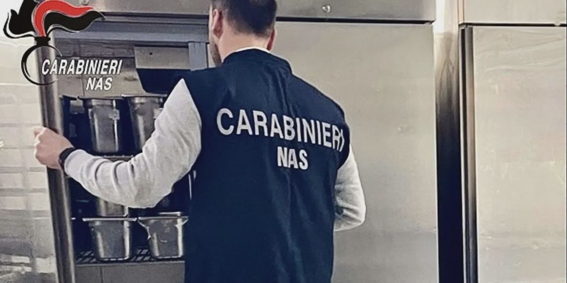 Cerenzia, locale sospeso dopo i controlli: riscontrate gravi irregolarità