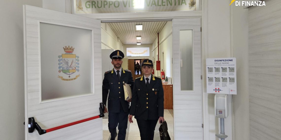 Vibo, 3 identità false per il Reddito di cittadinanza: denunciato